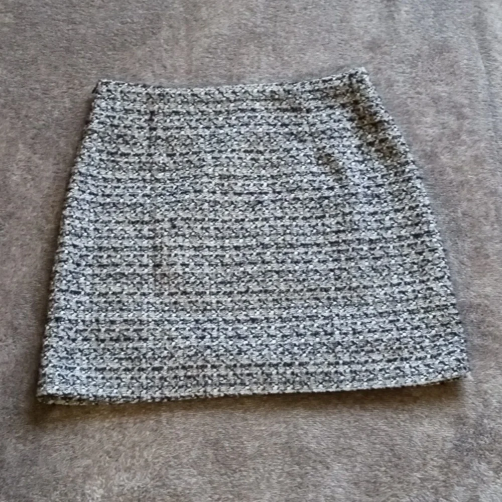 Lulu's Cute Credentials black tweed miniskirt